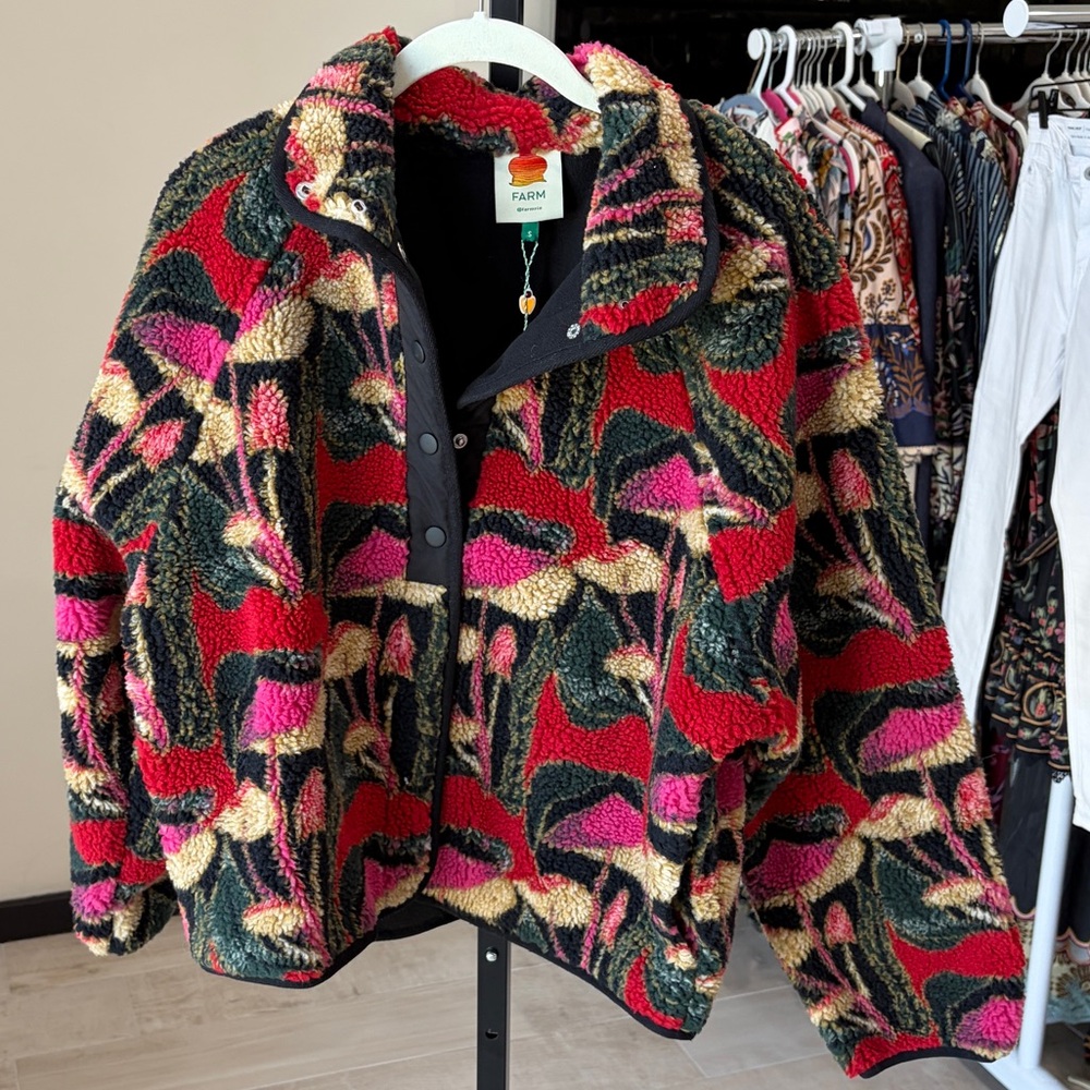 Farm Rio: Black Wild Mushrooms Fleece
Bomber Jacket - Picture 5 of 13